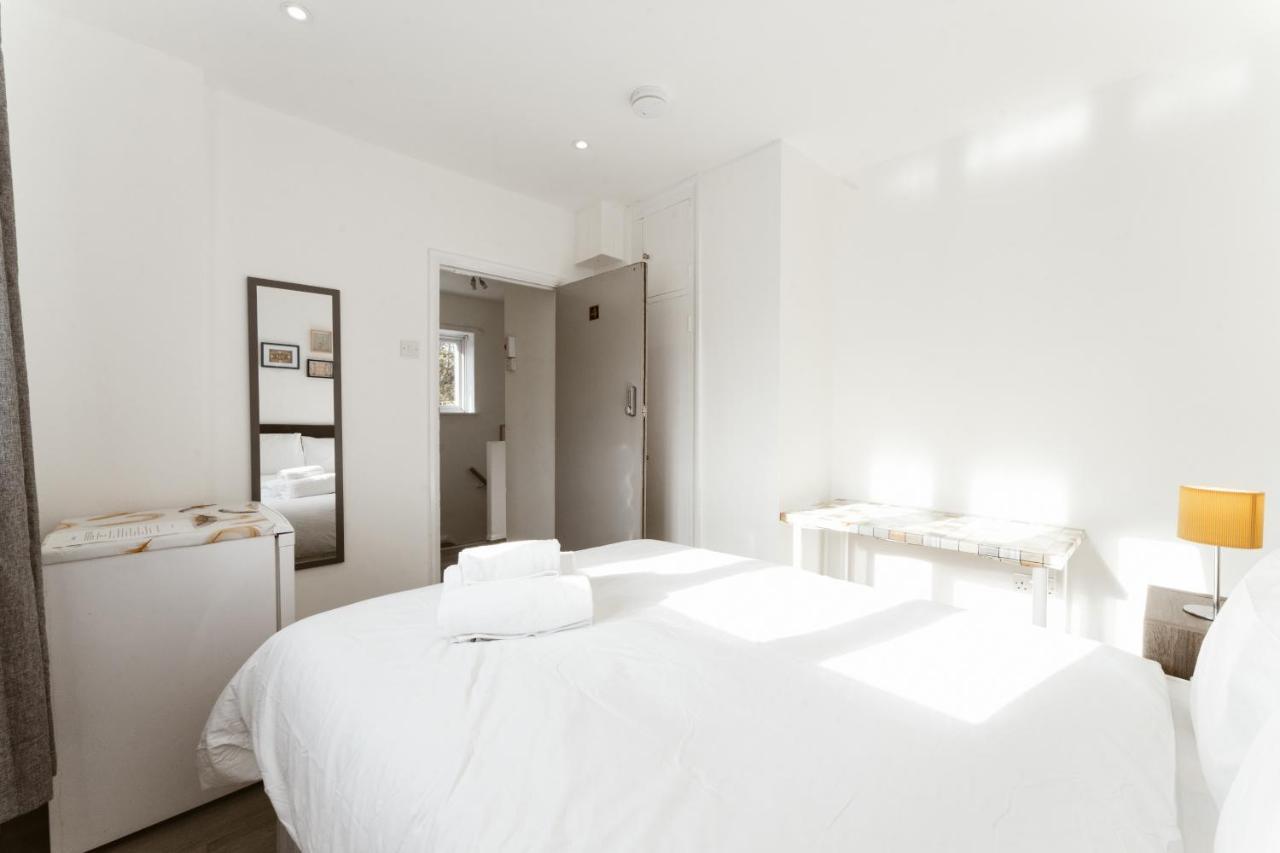 Stepney Beds To 24 * Londres