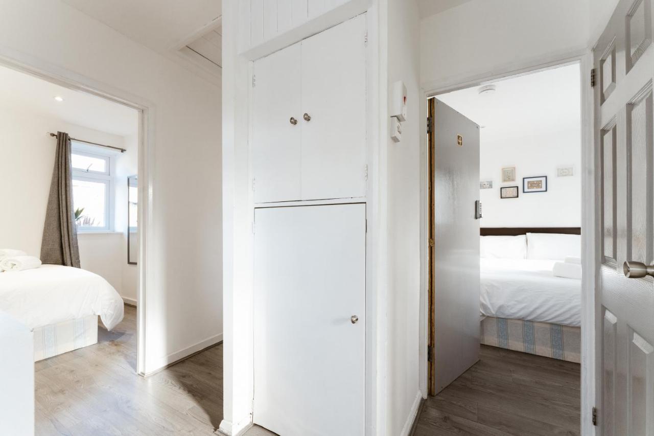 Casa de hóspedes Stepney Beds To 24
